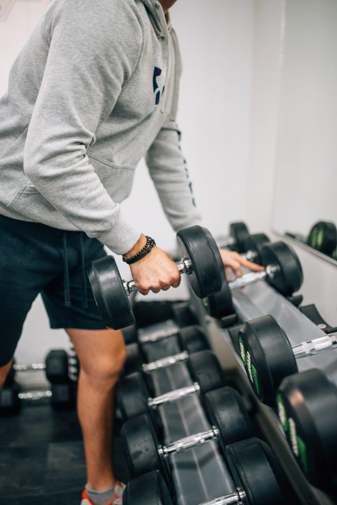Renforcement musculaire après 40 ans : pourquoi c’est essentiel